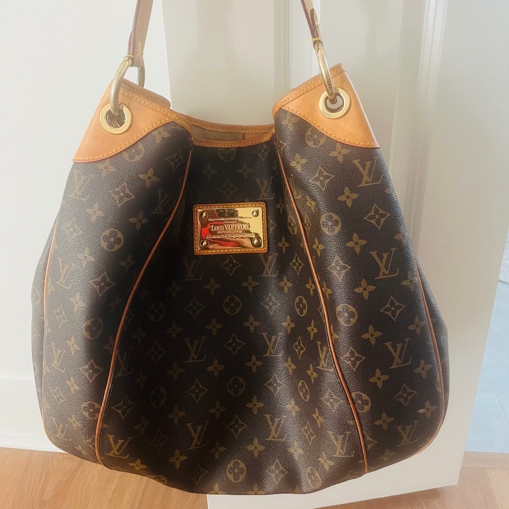 Louis Vuitton tote purse